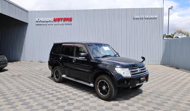 2007 Mitsubishi Pajero image-1