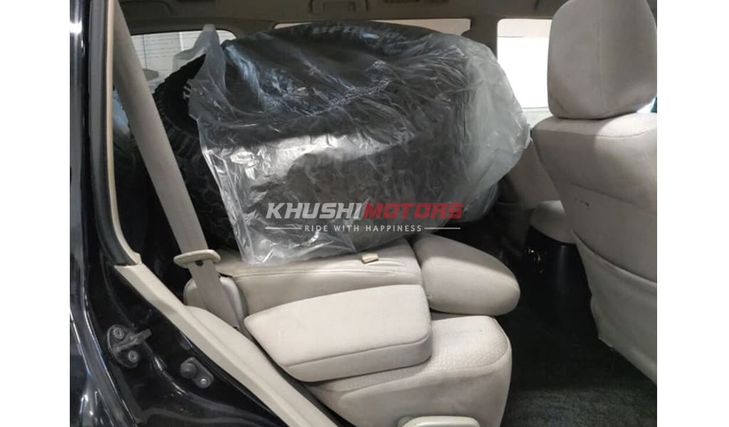 2007 Mitsubishi Pajero image-2