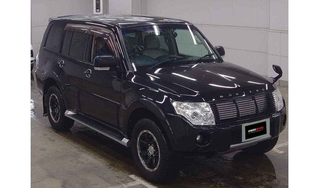 2007 Mitsubishi Pajero image-4
