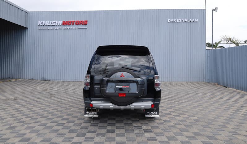 2007 Mitsubishi Pajero image-11