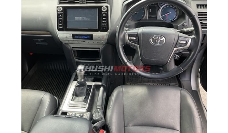 2017 Toyota Land Cruiser Prado image-4