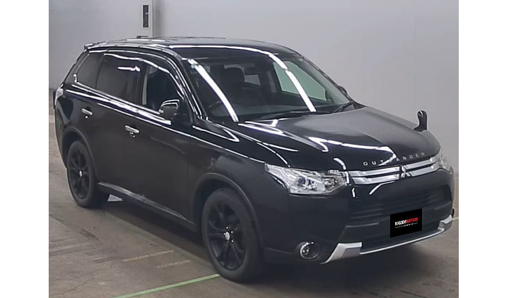 2015 Mitsubishi Outlander image-5