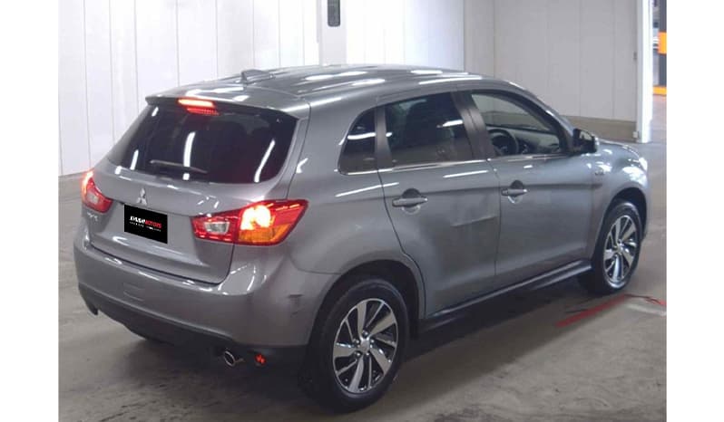 2017 Mitsubishi Rvr image-4
