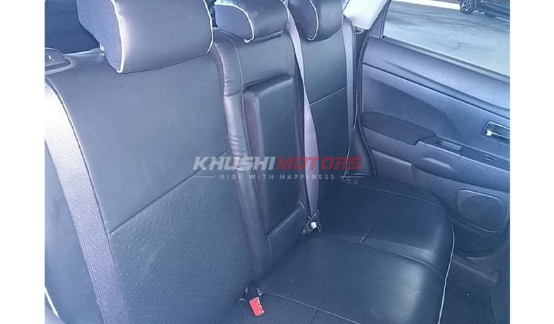 2017 Mitsubishi Rvr image-6