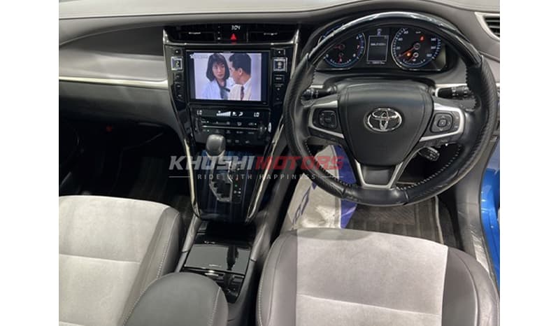 2017 Toyota Harrier image-2