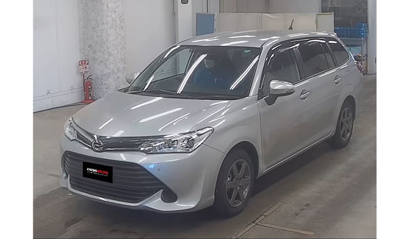 2017 Toyota Corolla Fielder image-2