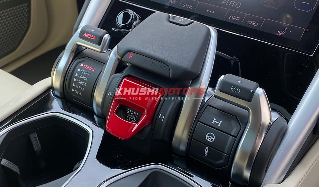 2019 Lamborghini Urus image-7
