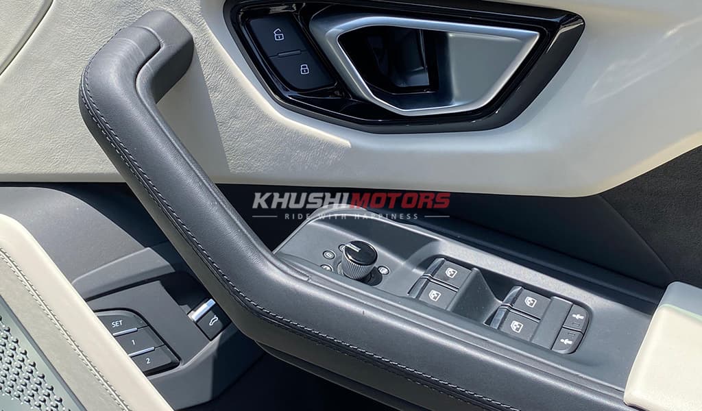 2019 Lamborghini Urus image-8