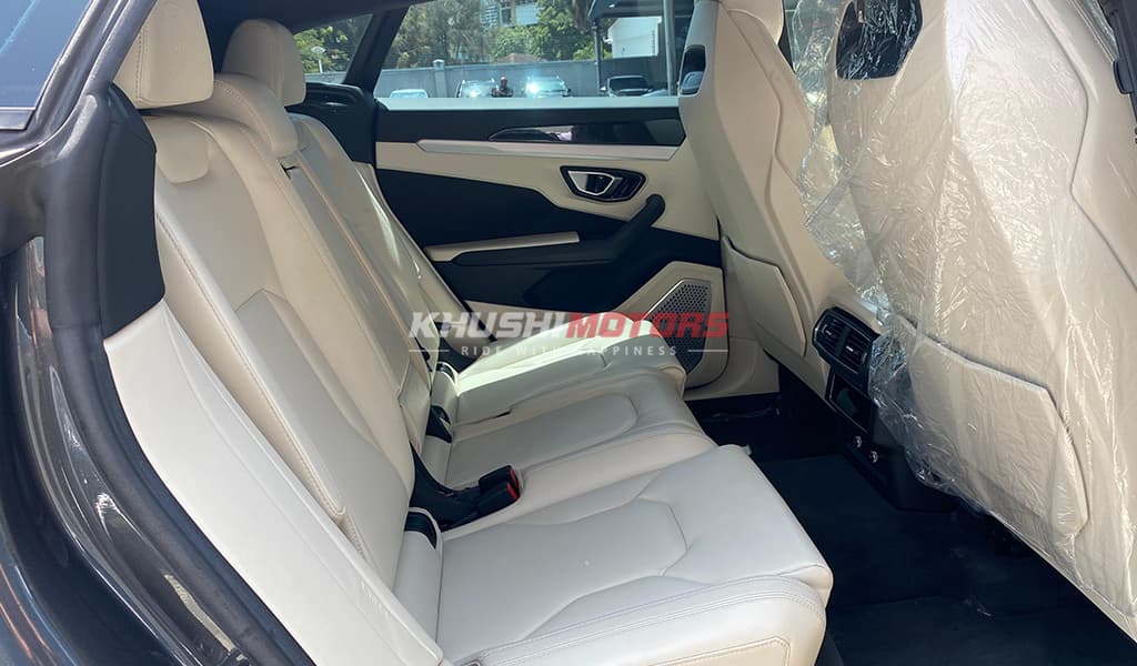 2019 Lamborghini Urus image-10