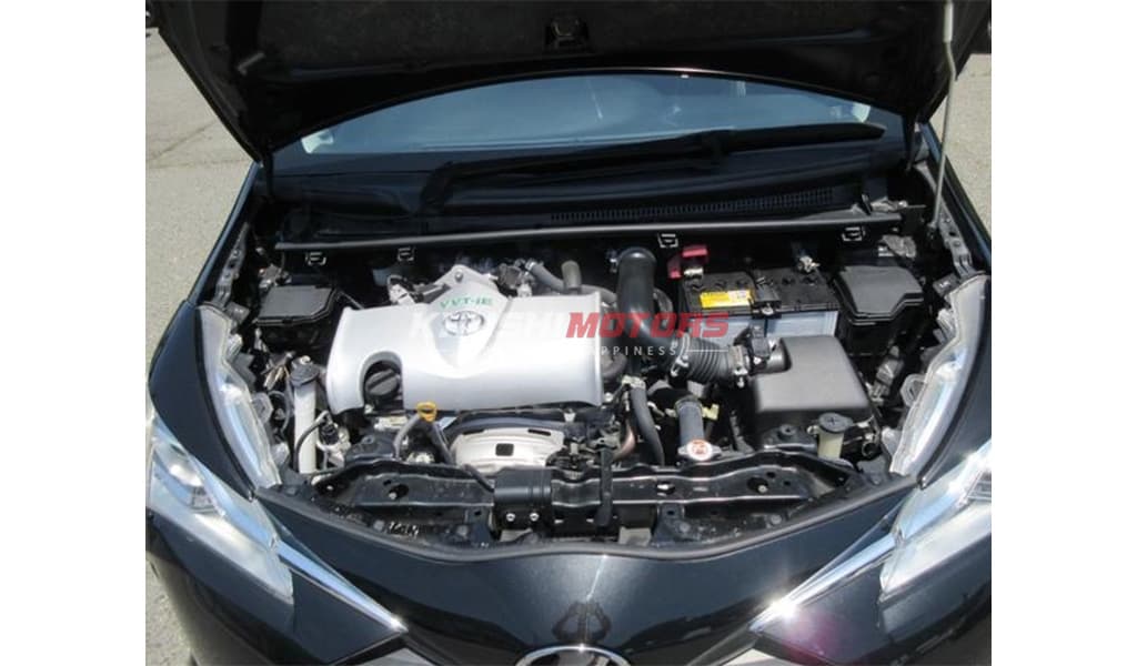 2017 Toyota Vitz image-9