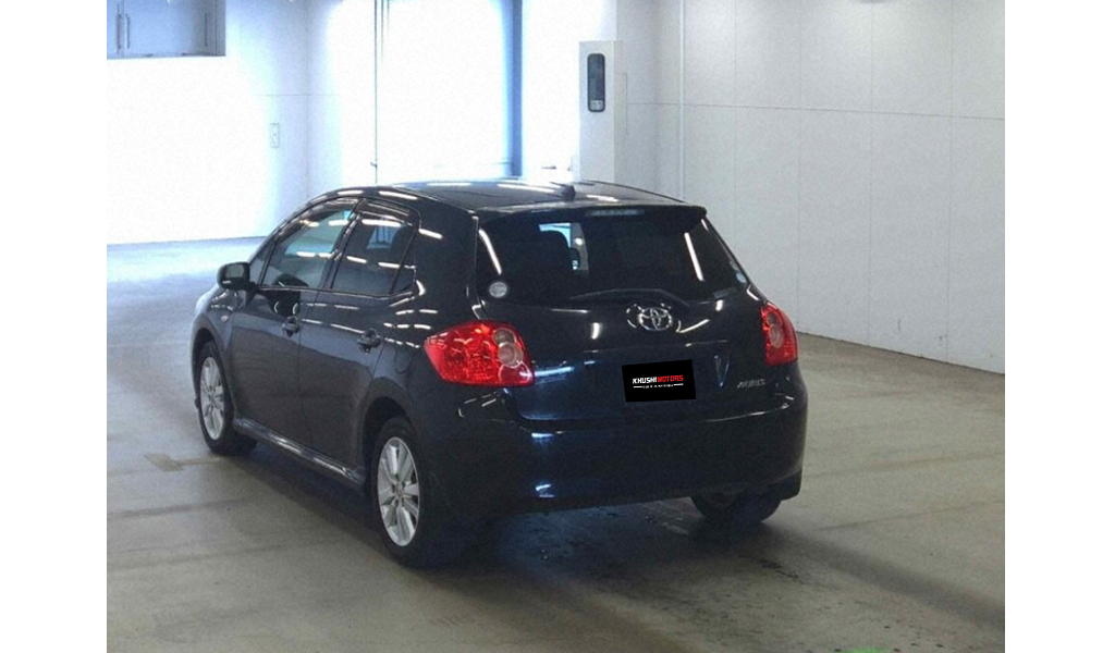 2006 Toyota Auris image-6