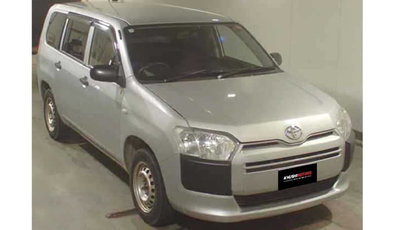 2017 Toyota Probox image-1