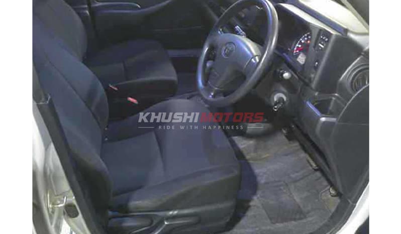 2017 Toyota Probox image-4
