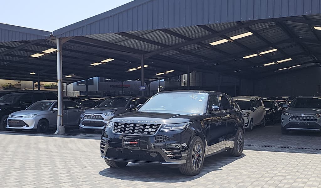 2017 Land Rover Range Rover Velar image-9