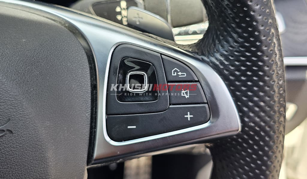 2018 Mercedes-Benz E200 image-17