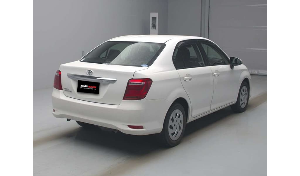 2018 Toyota Corolla Axio image-8