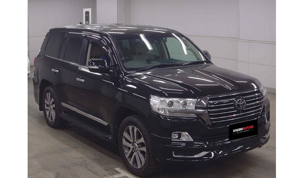 2018 Toyota Land Cruiser image-7