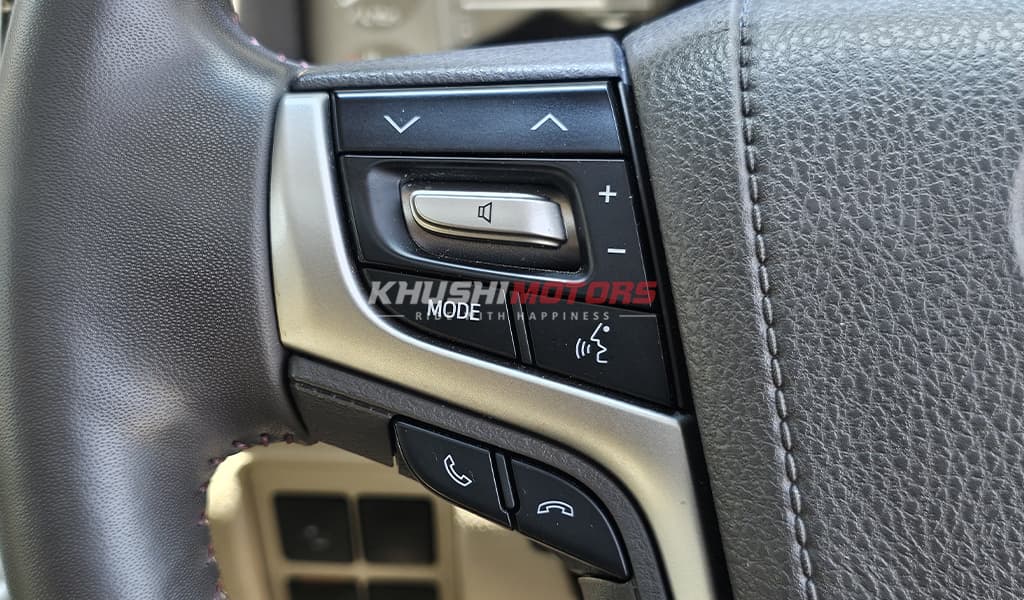 2018 Toyota Land Cruiser image-15