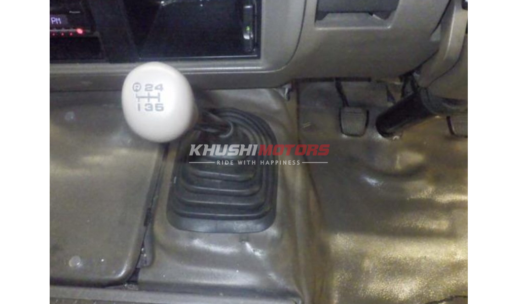 1995 Toyota Toyota Coaster image-4