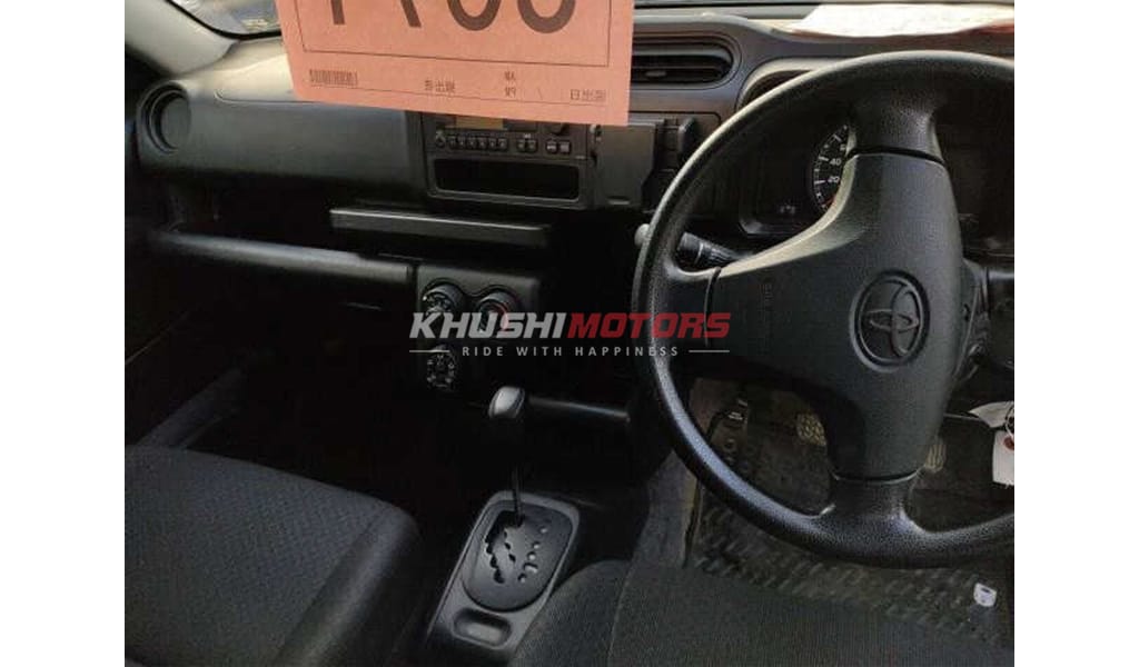 2019 Toyota Probox image-2