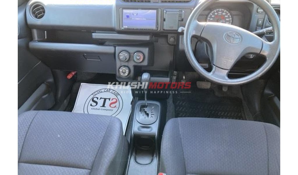 2018 Toyota Succeed image-5