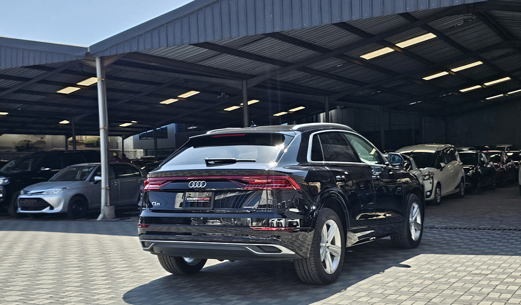 2019 Audi Q8 image-11