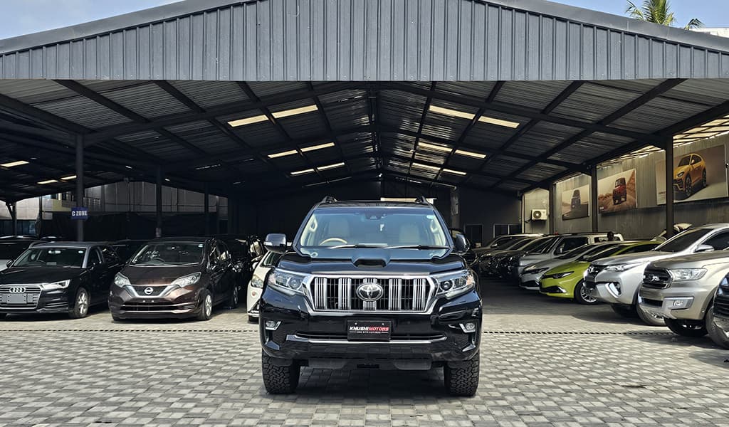 2018 Toyota Land Cruiser Prado image-8