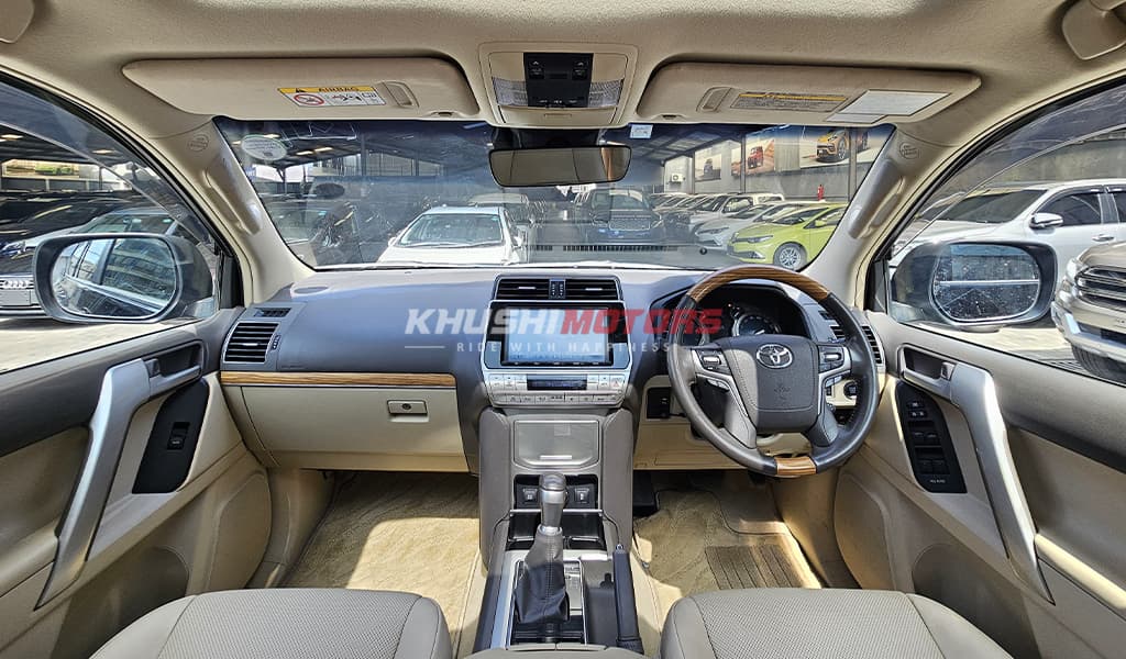 2018 Toyota Land Cruiser Prado image-14
