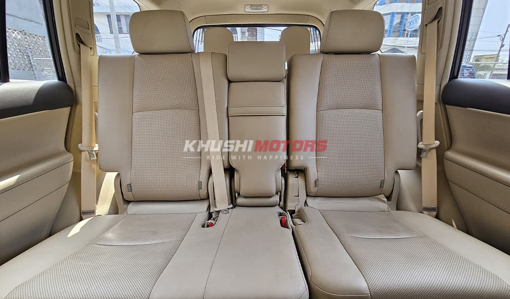 2018 Toyota Land Cruiser Prado image-18