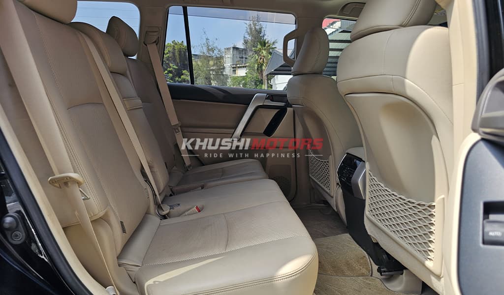 2018 Toyota Land Cruiser Prado image-19