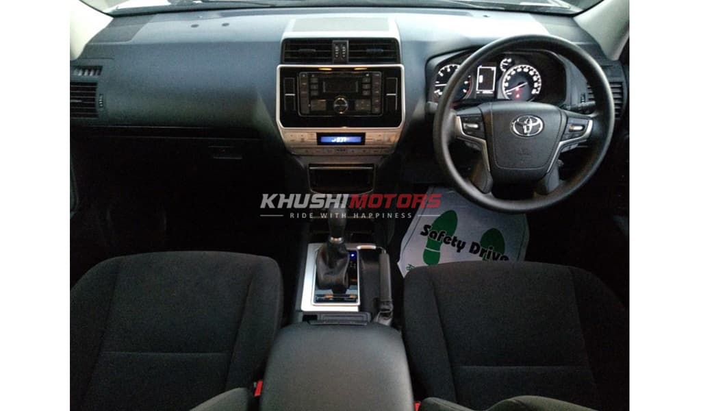 2018 Toyota Land Cruiser Prado image-3