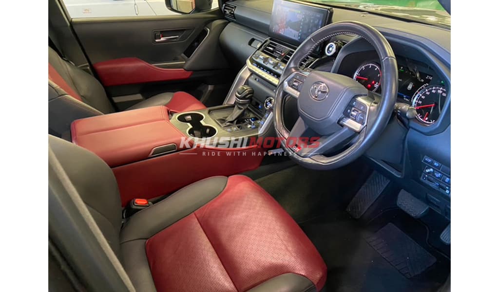 2023 Toyota Land Cruiser image-5