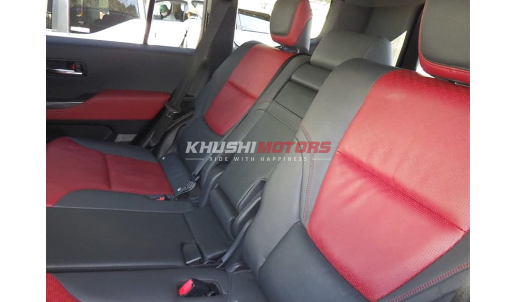 2023 Toyota Land Cruiser image-6