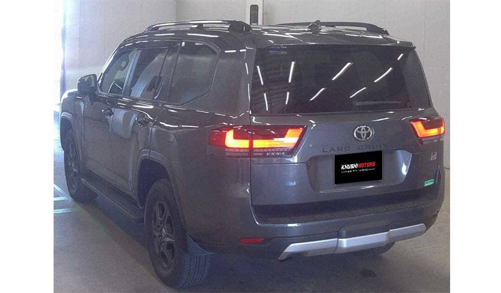 2023 Toyota Land Cruiser image-9