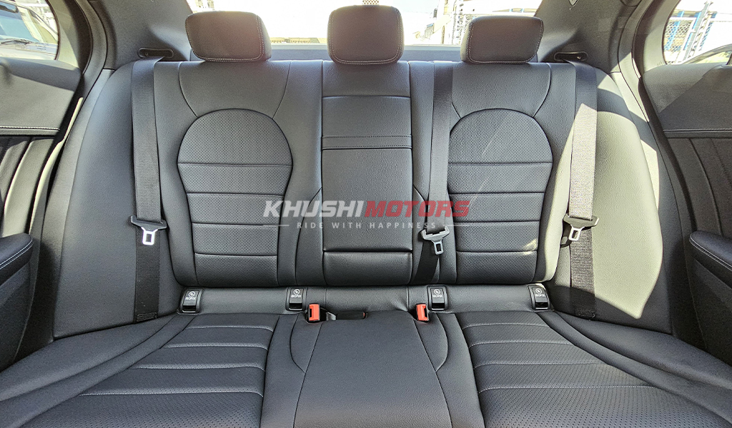 2018 Mercedes-Benz C200 image-18