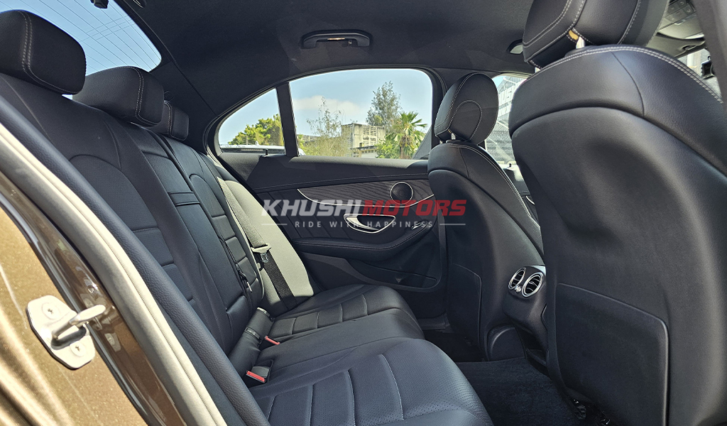 2018 Mercedes-Benz C200 image-19
