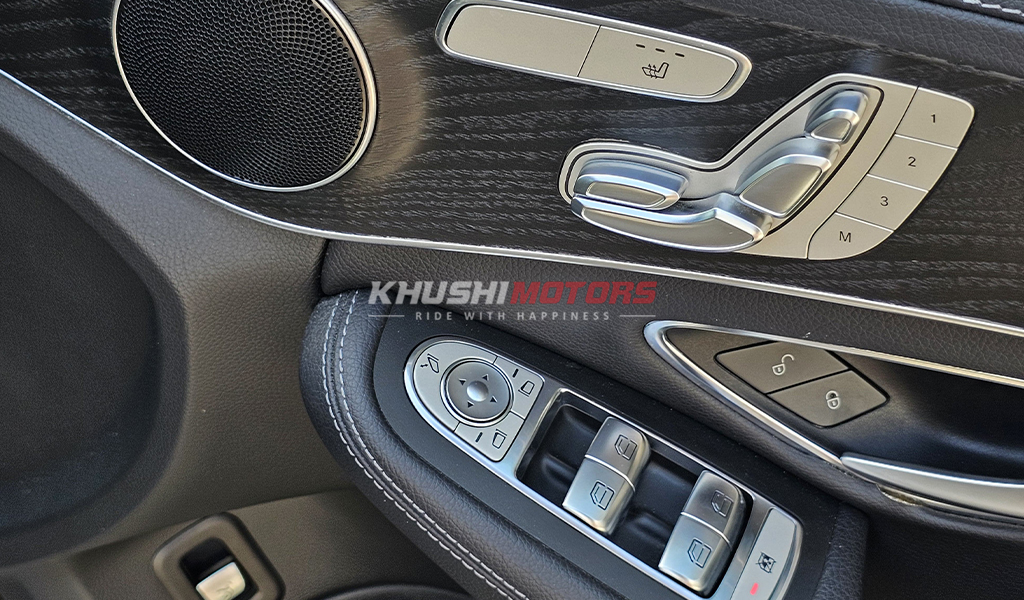 2018 Mercedes-Benz C200 image-21