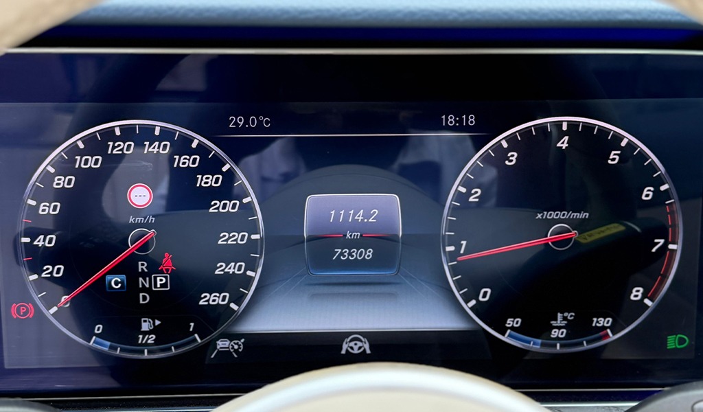2018 Mercedes-Benz E200 Cabriolet image-14