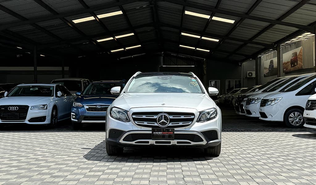 2018 Mercedes-Benz E220d image-6