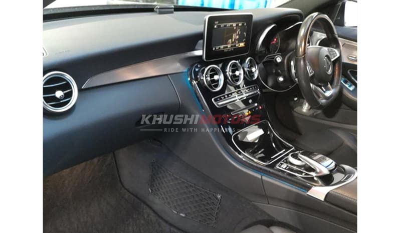 2018 Mercedes-Benz C180 image-6