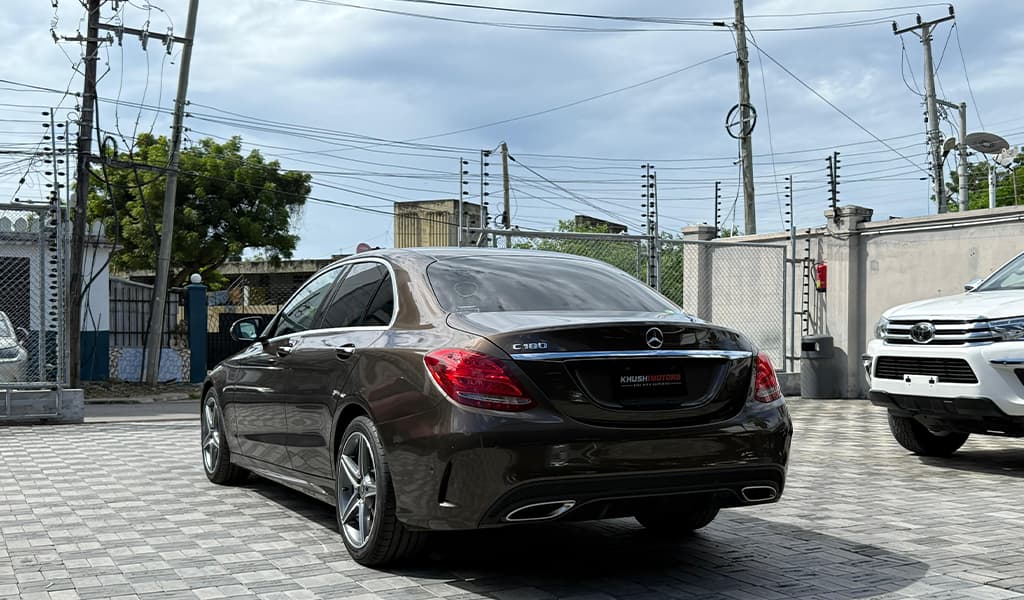 2018 Mercedes-Benz C180 image-10