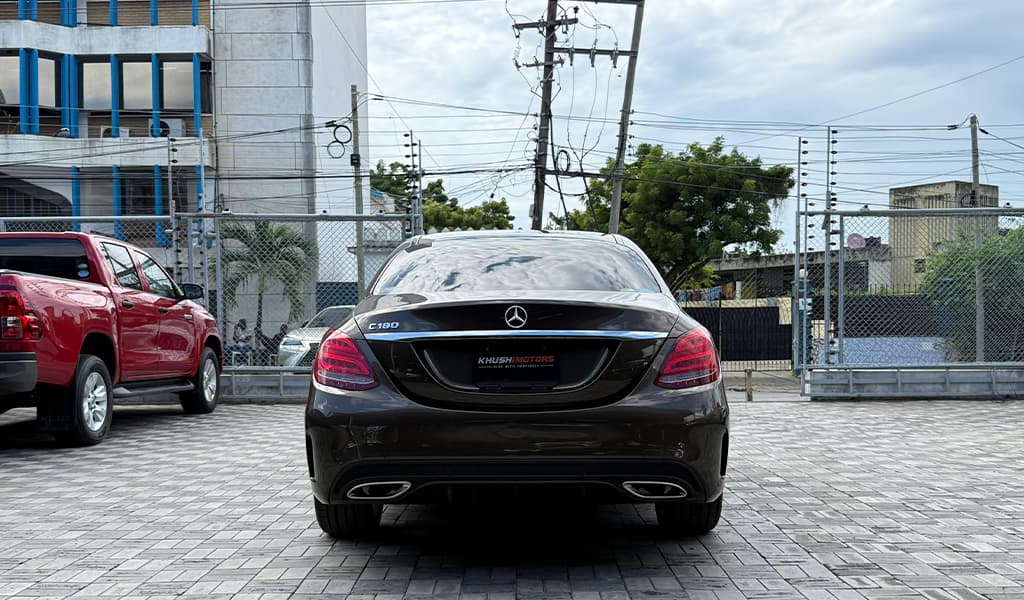 2018 Mercedes-Benz C180 image-11