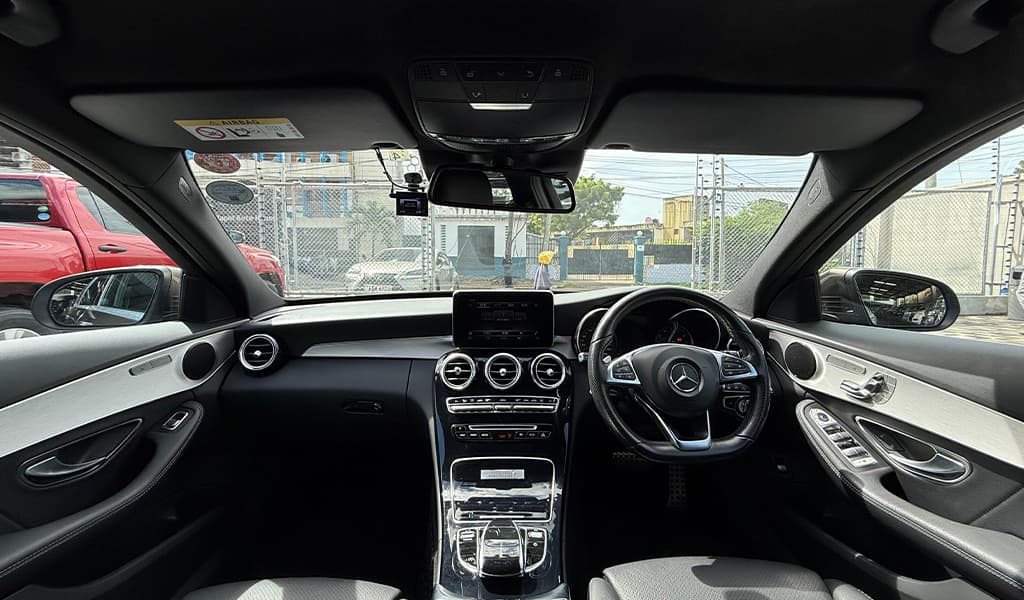 2018 Mercedes-Benz C180 image-14