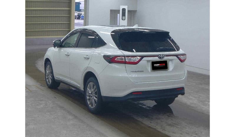 2018 Toyota Harrier image-2