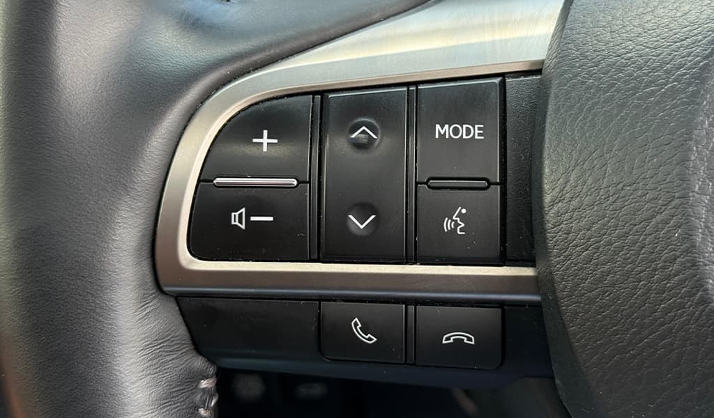 2019 Lexus LX570 image-9