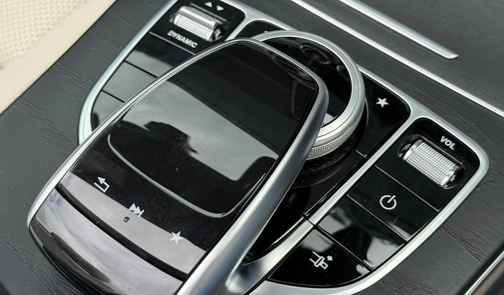 2018 Mercedes-Benz C180 image-19