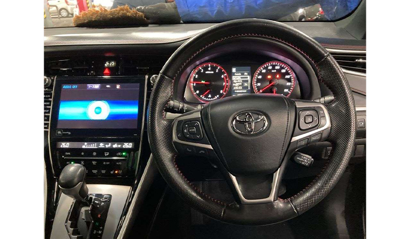 2018 Toyota Harrier image-6