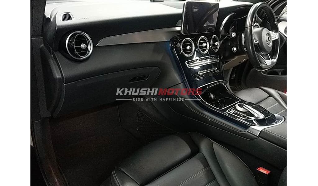2018 Mercedes-Benz Glc200d image-6