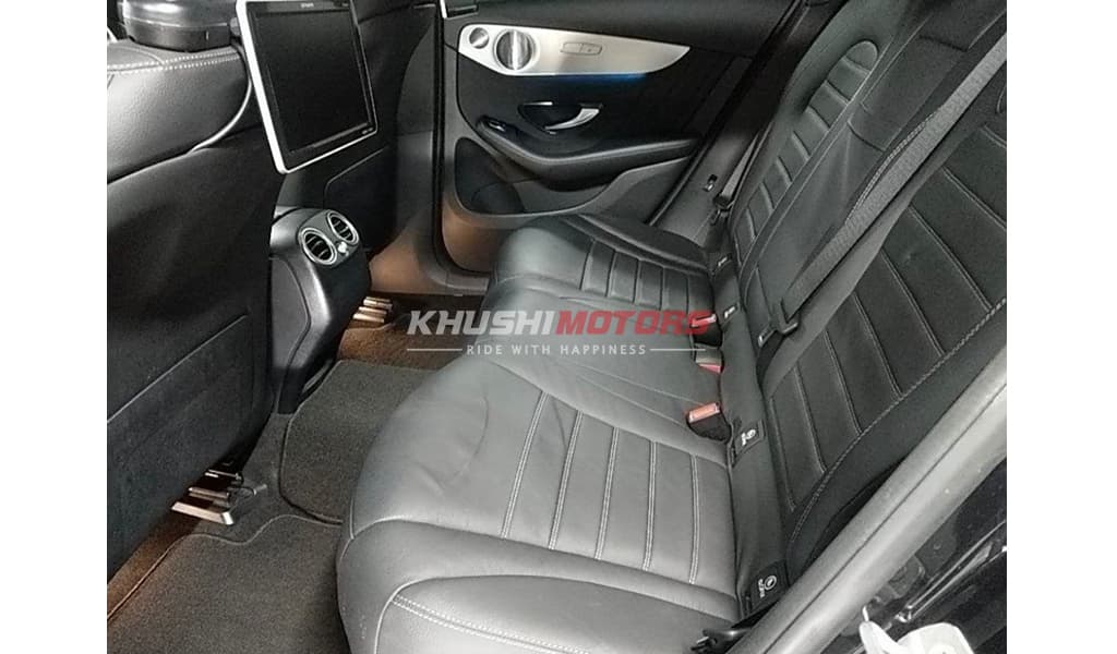 2018 Mercedes-Benz Glc200d image-7