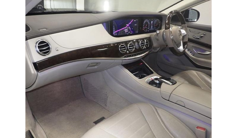 2018 Mercedes-Benz S560 image-6